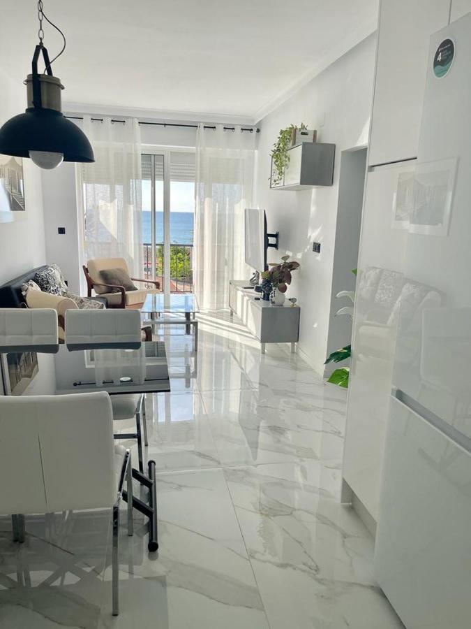 Апартаменты Jazmin Del Mar Торремолинос Экстерьер фото
